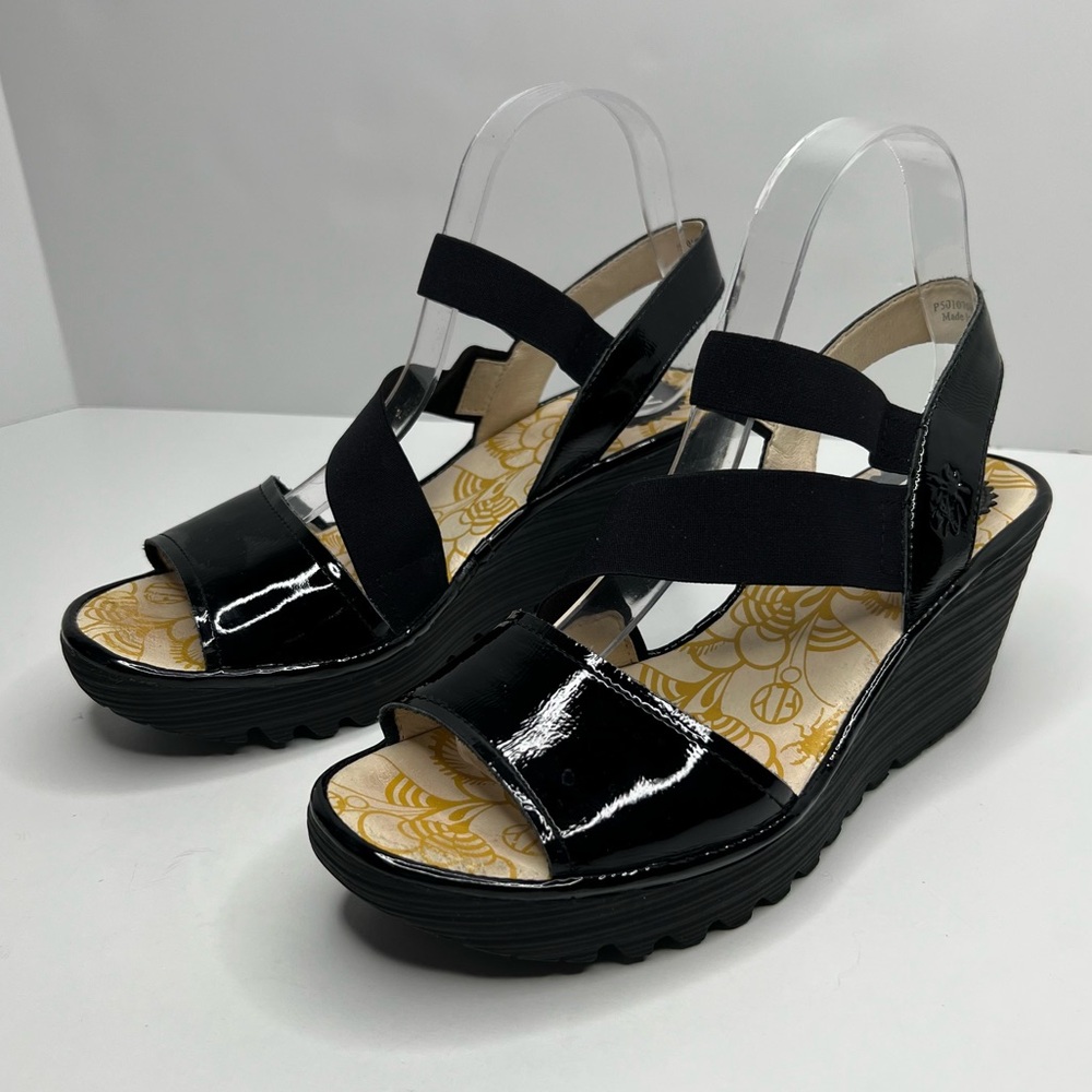 Fly London Black Patent Leather Sandals With Elastic Size EU 40 - Picture 2 of 16